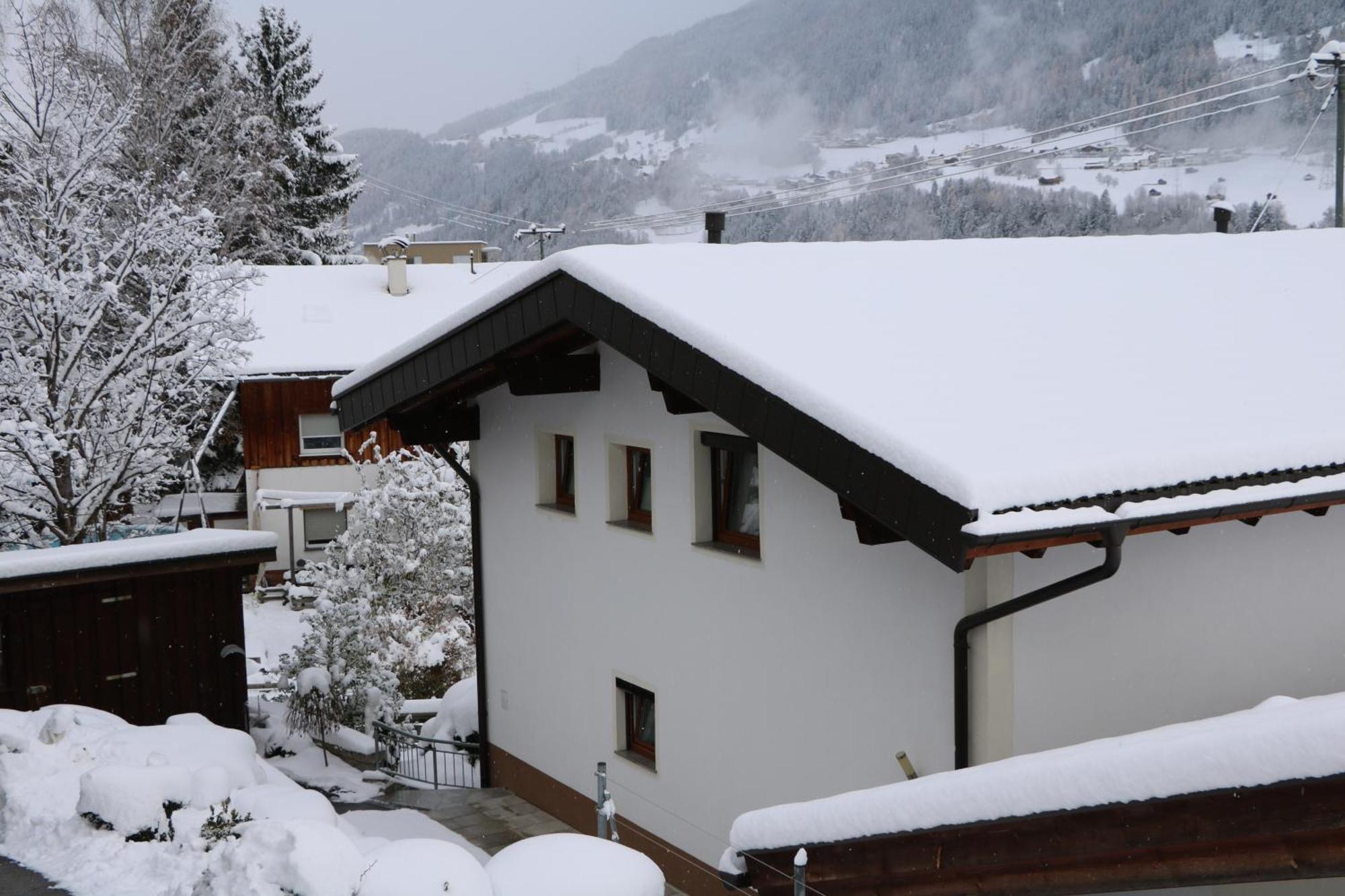 Ferienwohnung Raich Wenns Esterno foto